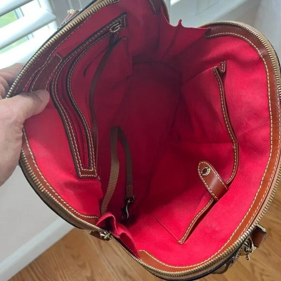 Pebble Grain Leather Zip Zip Dooney & Bourke Satchel